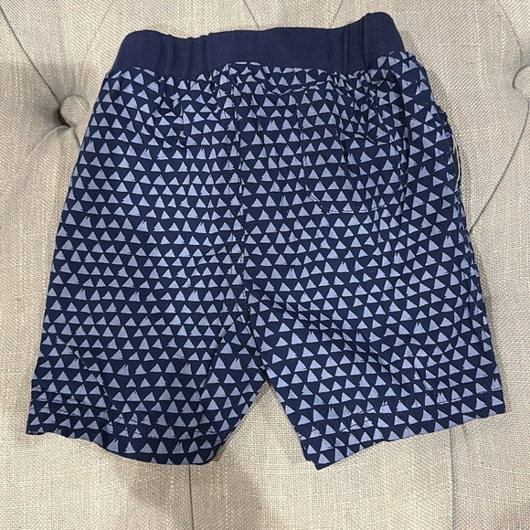 6-9M Baby Boy Fish & Hook Short Sleeve Shirt with Matching Triangle Print Shorts - Picture 7 of 7